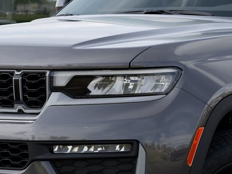 Thumbnail: 2026 Jeep Grand Cherokee - 6