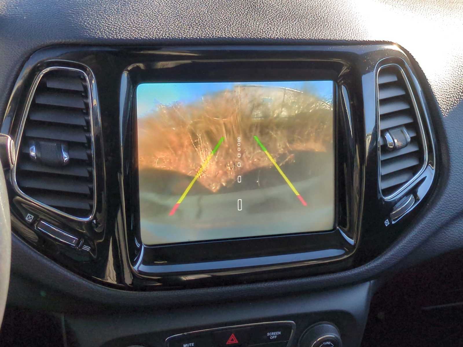 Thumbnail: 2020 Jeep Compass - 29