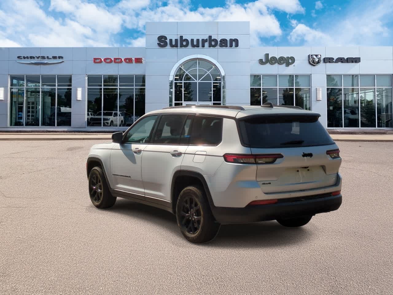 Thumbnail: 2024 Jeep Grand Cherokee L - 6
