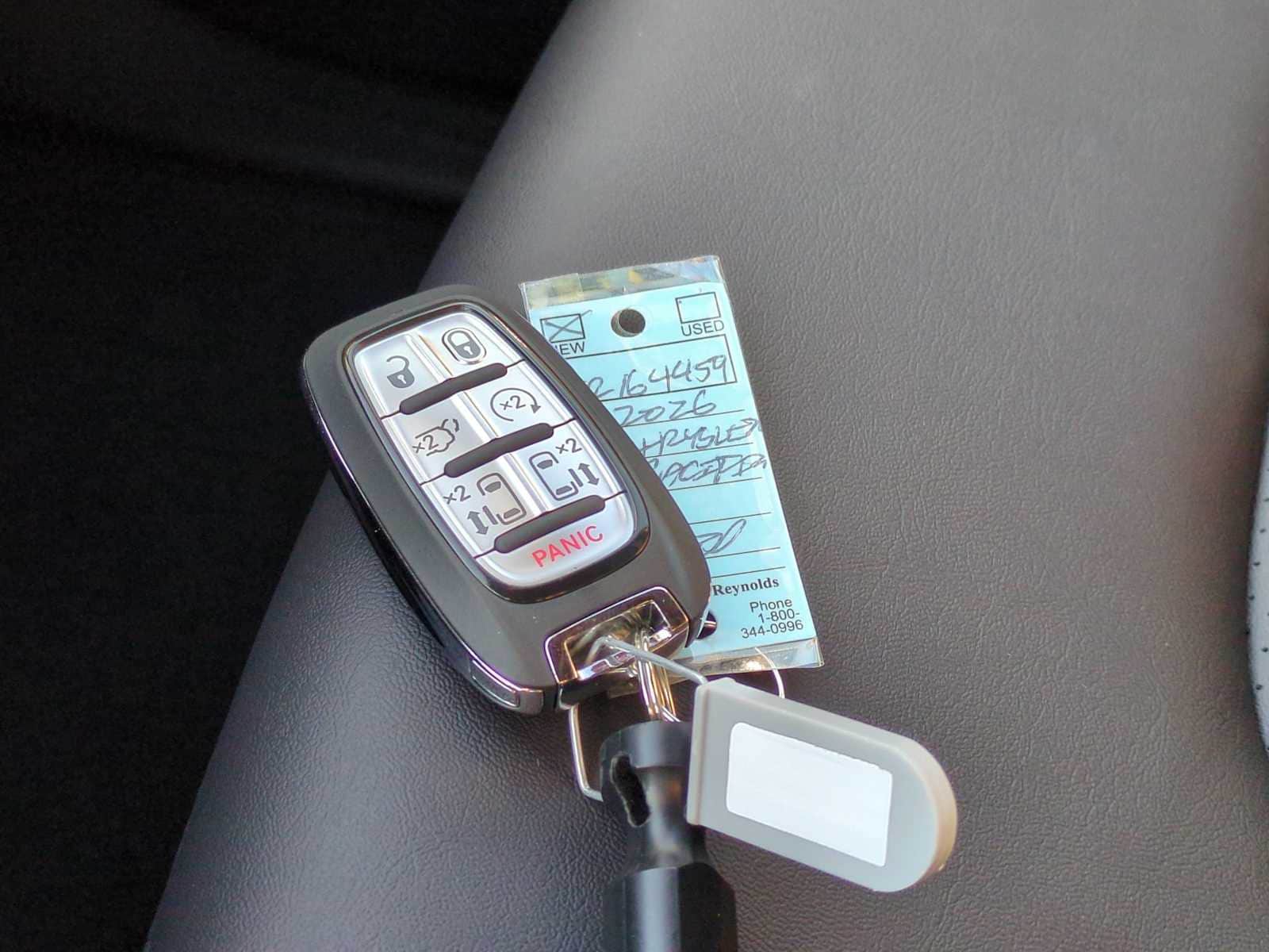 Thumbnail: 2026 Chrysler Pacifica - 33