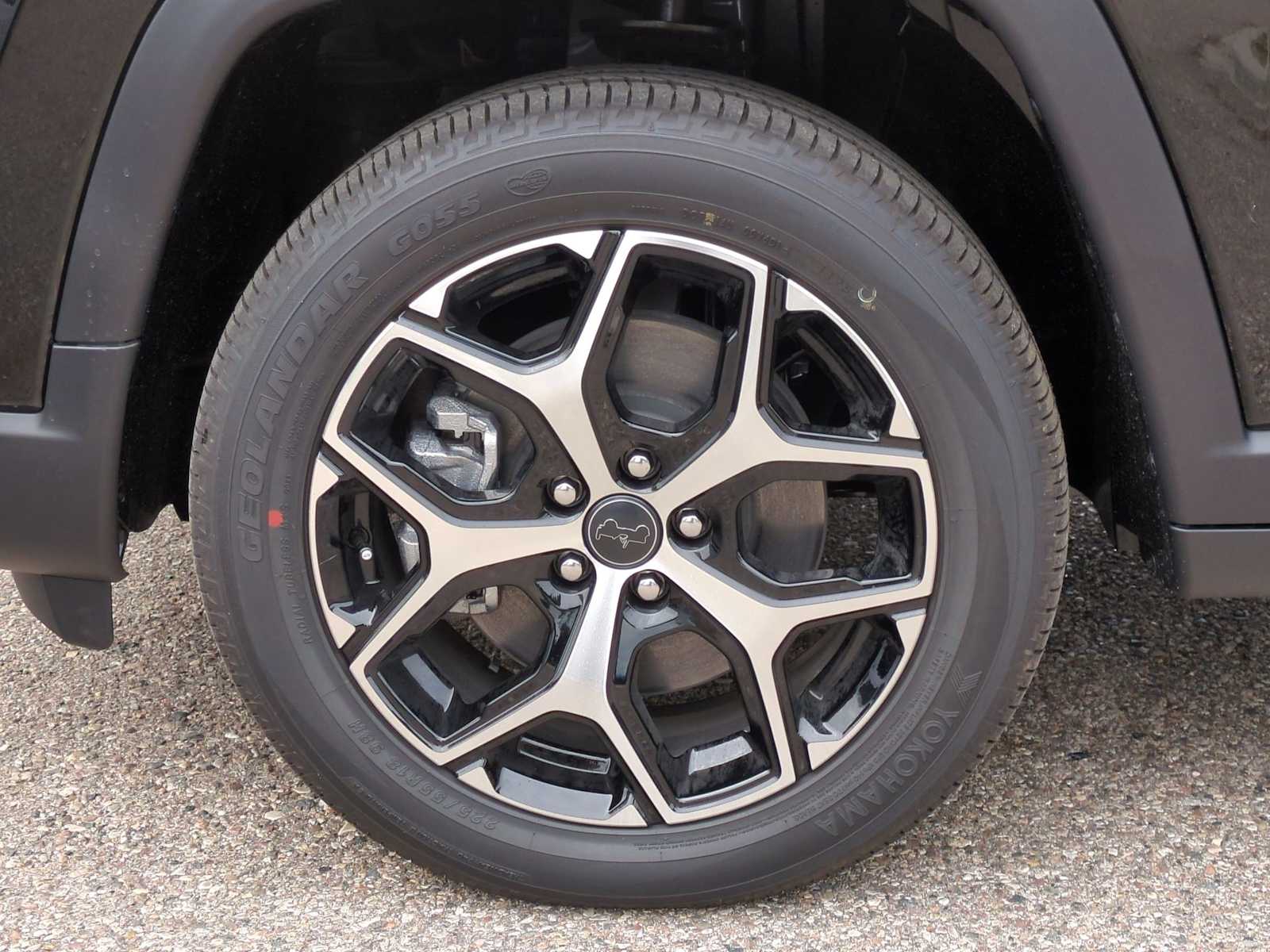 Thumbnail: 2026 Jeep Compass - 14