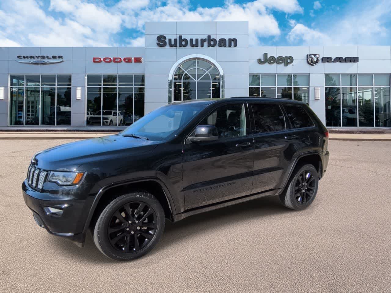 Thumbnail: 2022 Jeep Grand Cherokee - 4