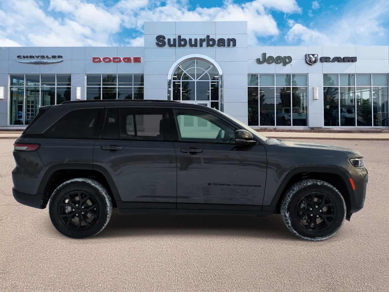 Thumbnail: 2026 Jeep Grand Cherokee - 9