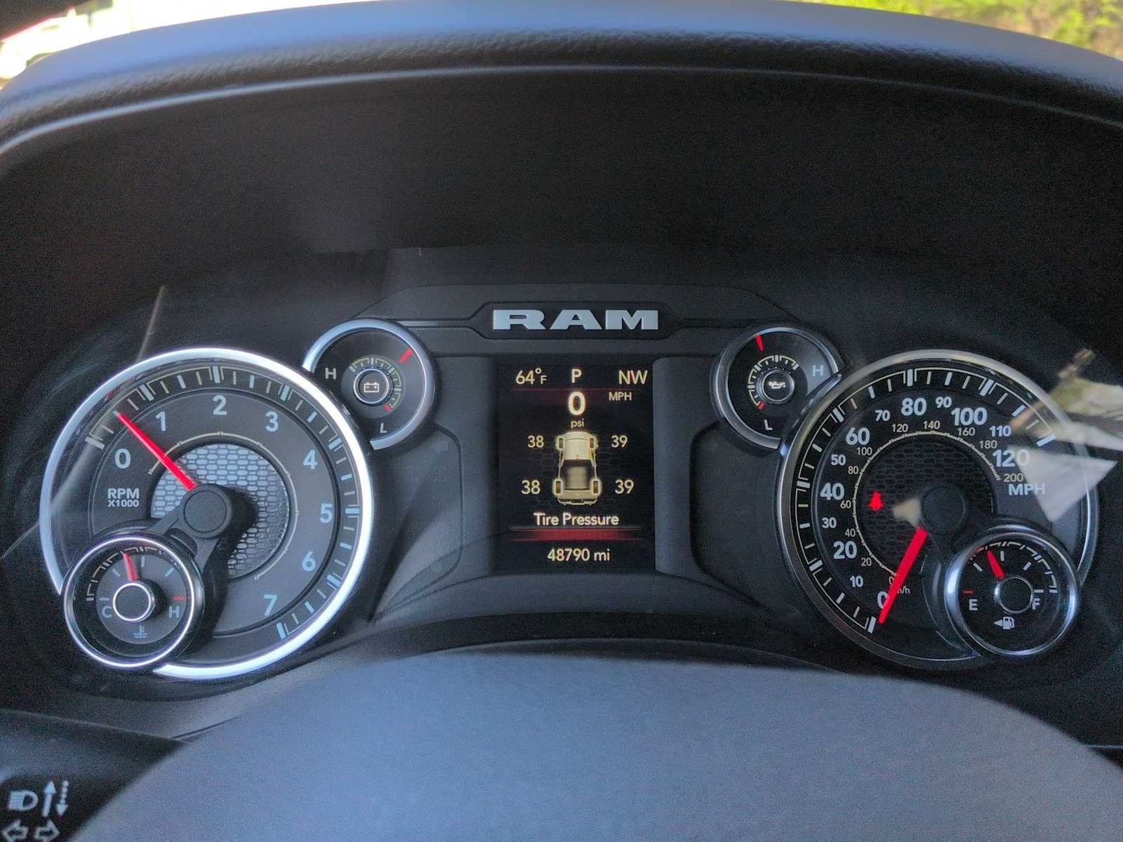 Thumbnail: 2024 RAM 1500 - 32