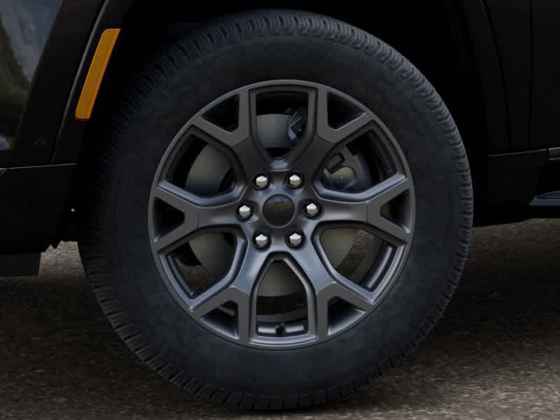 Thumbnail: 2026 Jeep Grand Wagoneer - 8