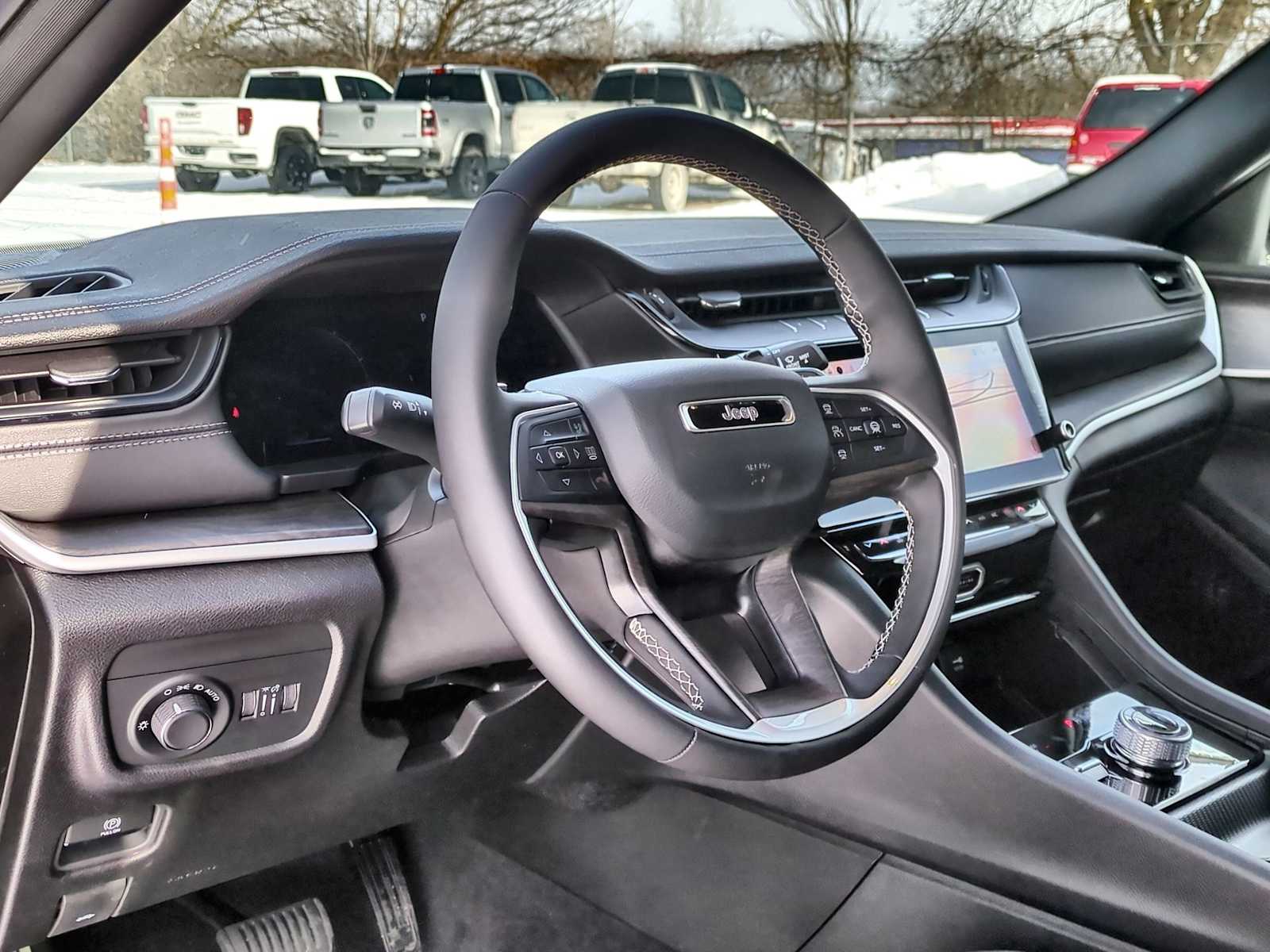 Thumbnail: 2026 Jeep Grand Cherokee - 10