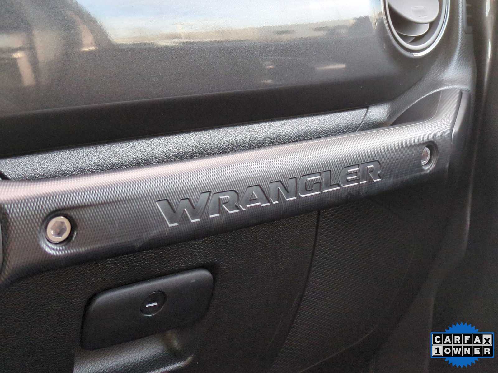 Thumbnail: 2022 Jeep Wrangler - 37