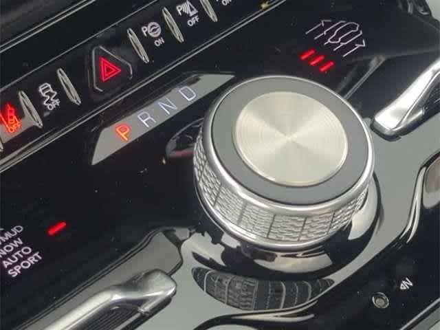 Thumbnail: 2025 Jeep Wagoneer - 36