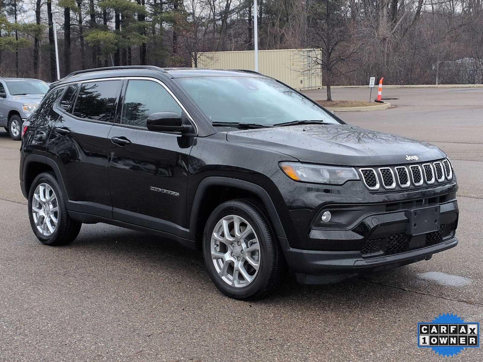 Thumbnail: 2023 Jeep Compass - 16
