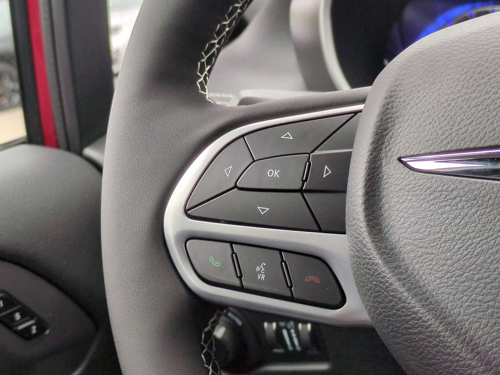 Thumbnail: 2026 Chrysler Pacifica - 23