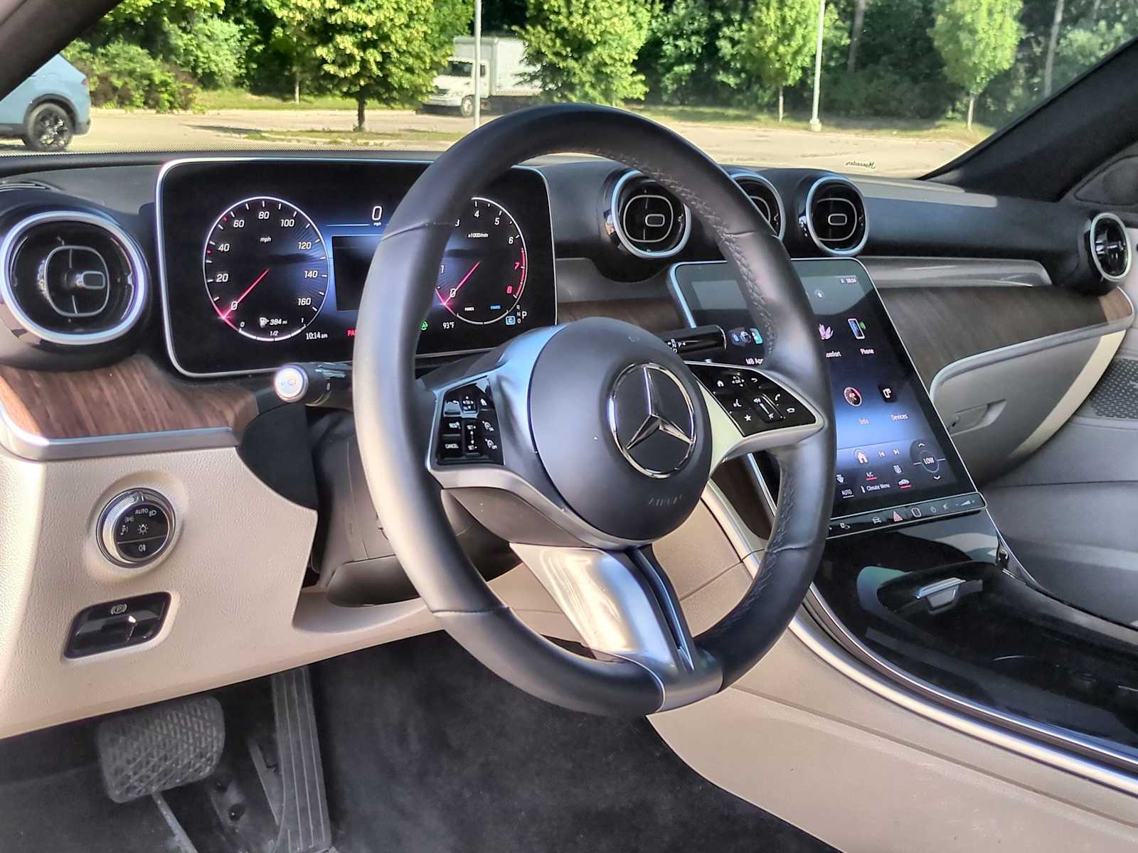 Thumbnail: 2024 Mercedes-Benz C-Class - 10
