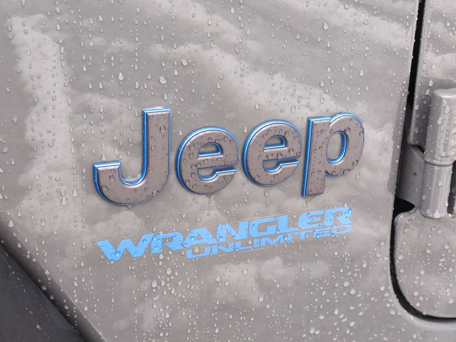 Thumbnail: 2022 Jeep Wrangler - 12