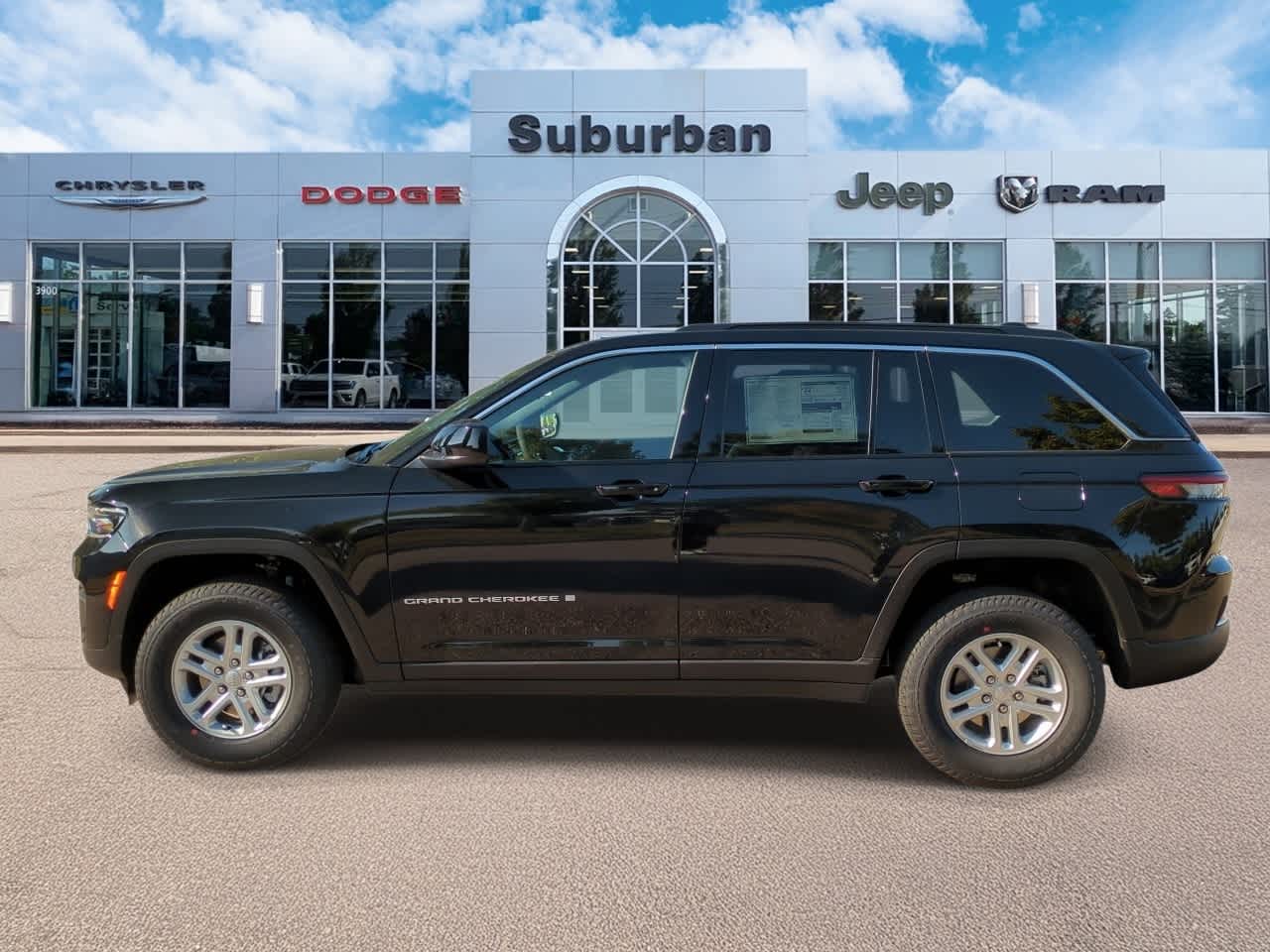 Thumbnail: 2025 Jeep Grand Cherokee - 5