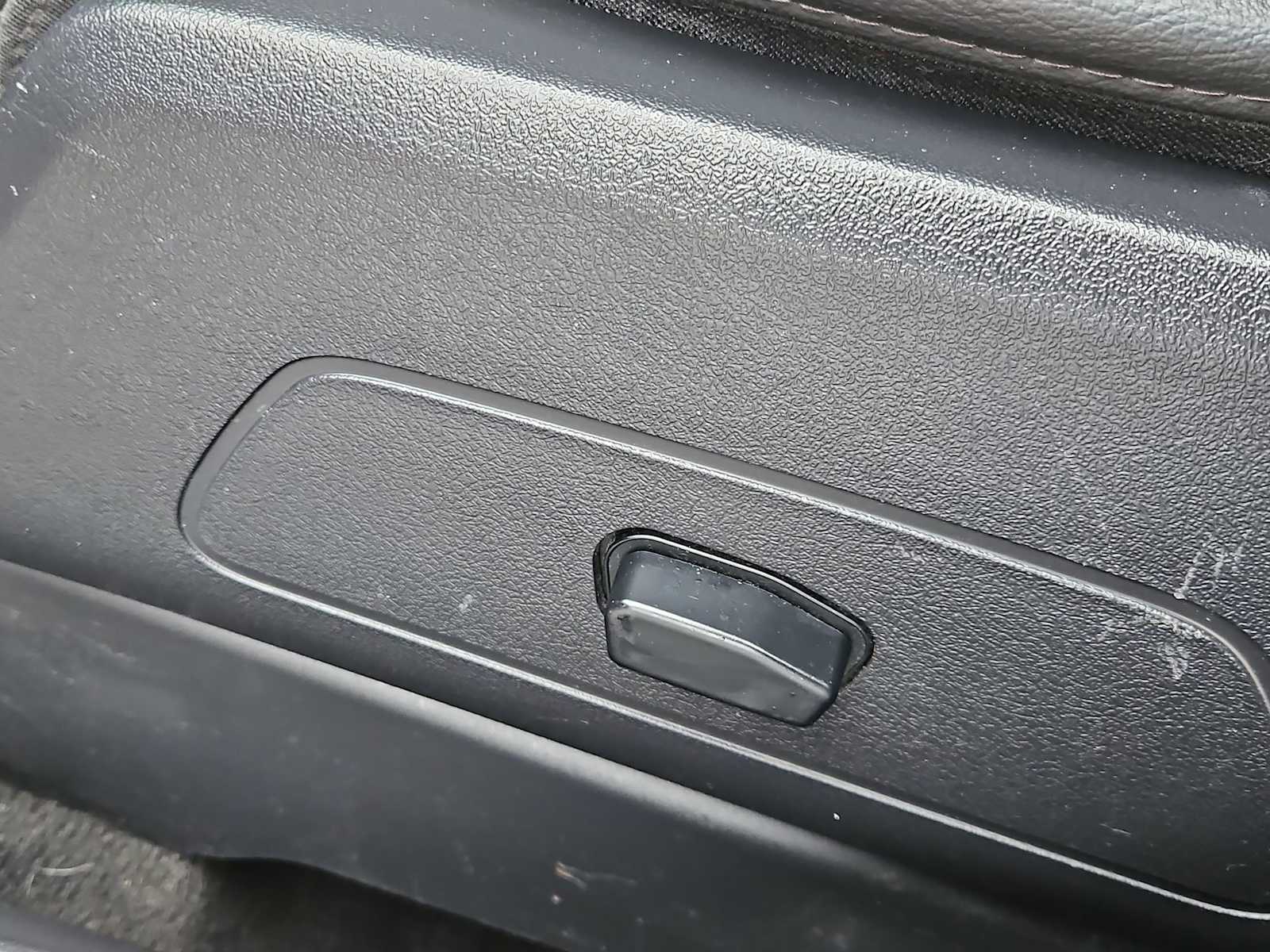 Thumbnail: 2017 Jeep Patriot - 17