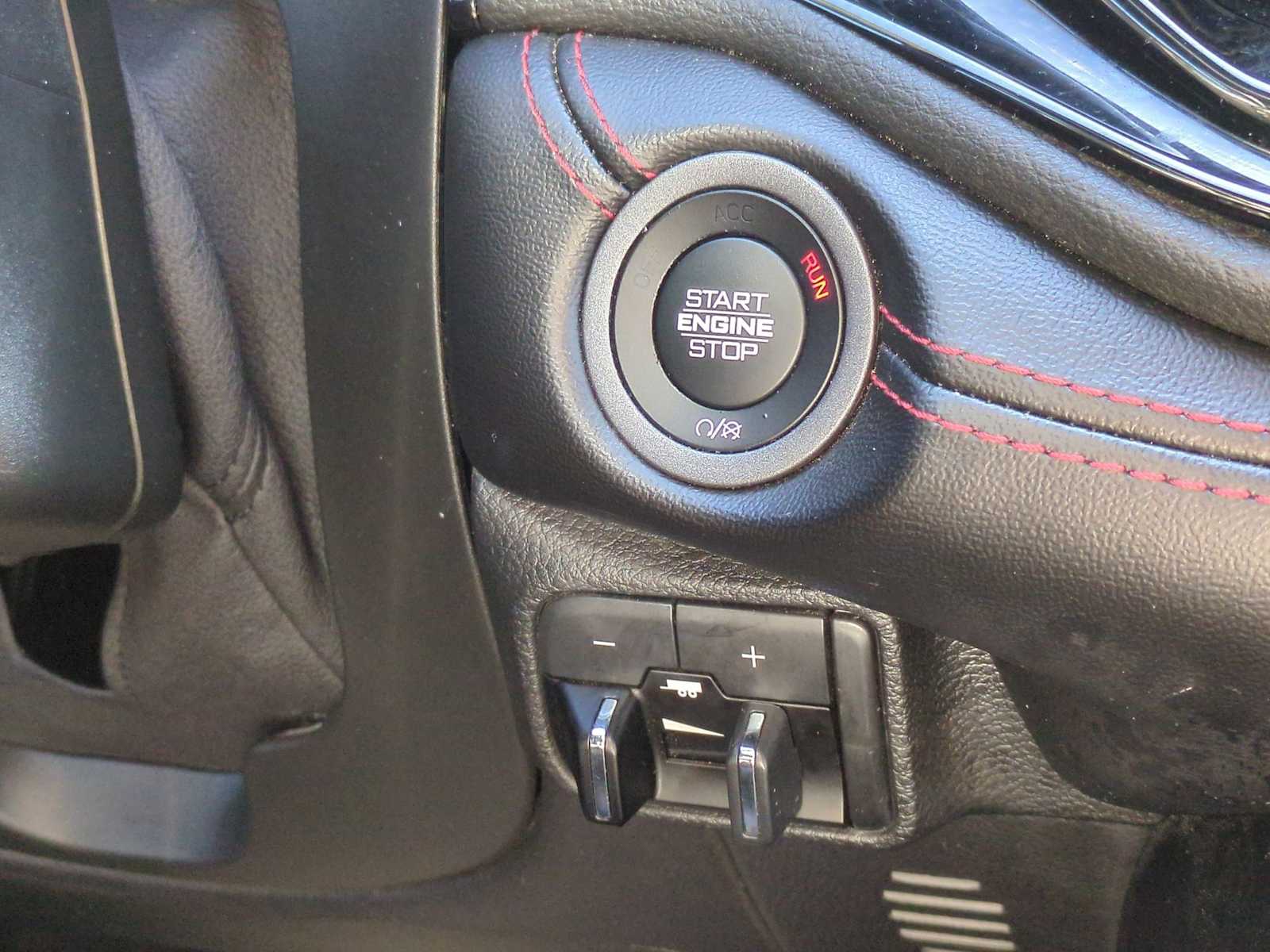 Thumbnail: 2023 Dodge Durango - 38