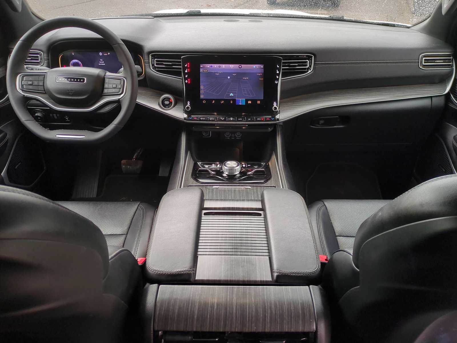 Thumbnail: 2024 Jeep Wagoneer - 15