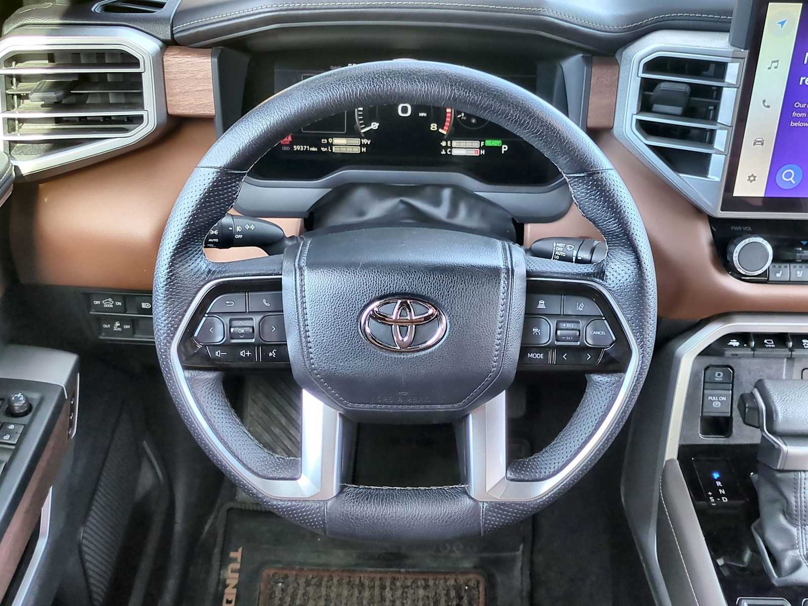 Thumbnail: 2022 Toyota Tundra - 24