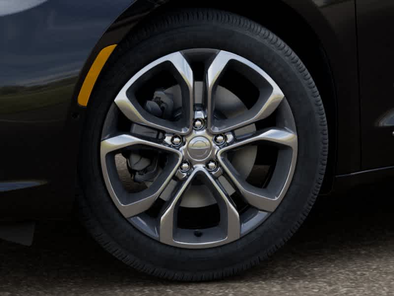 Thumbnail: 2026 Chrysler Pacifica - 8