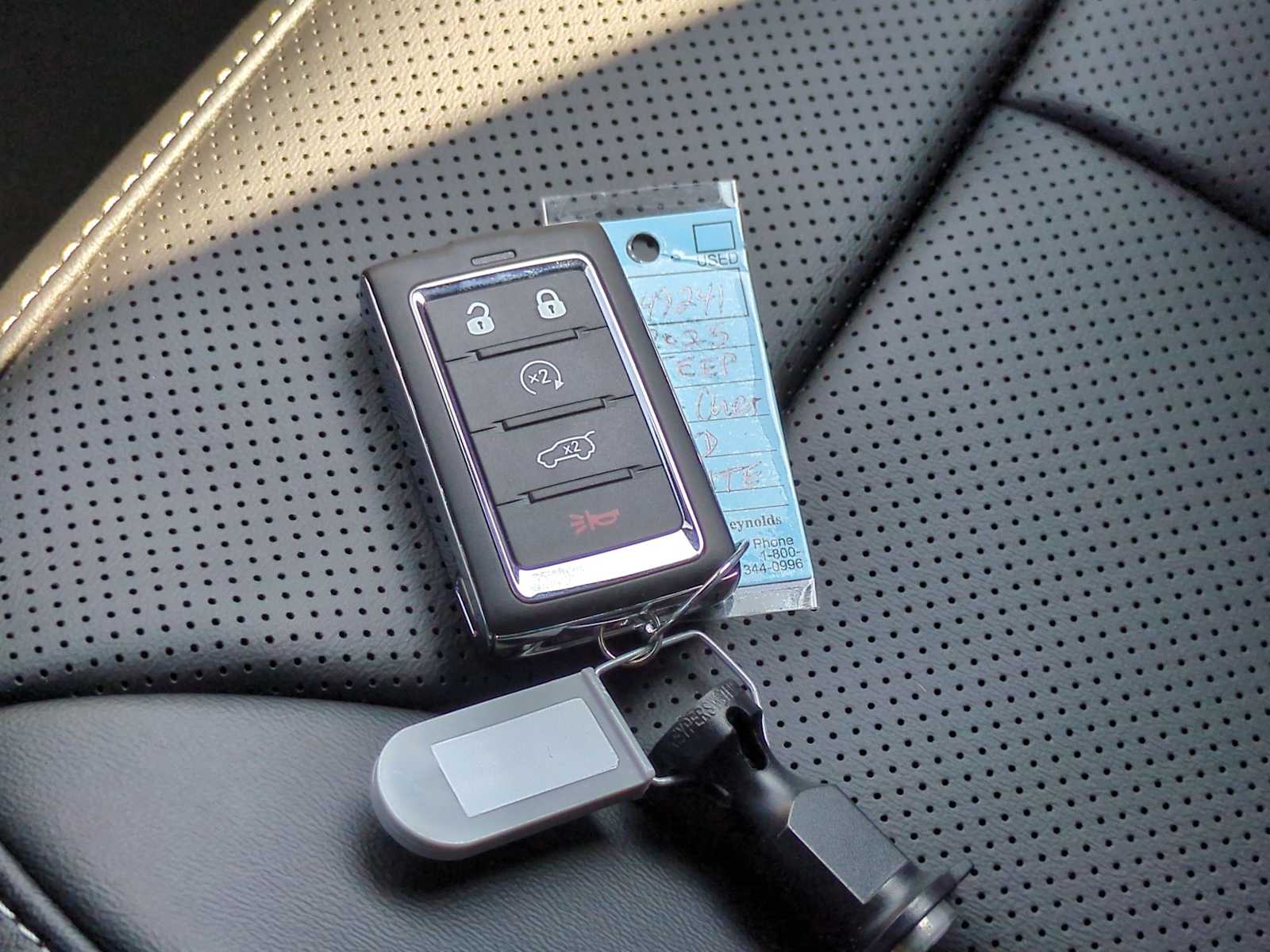 Thumbnail: 2025 Jeep Grand Cherokee - 36