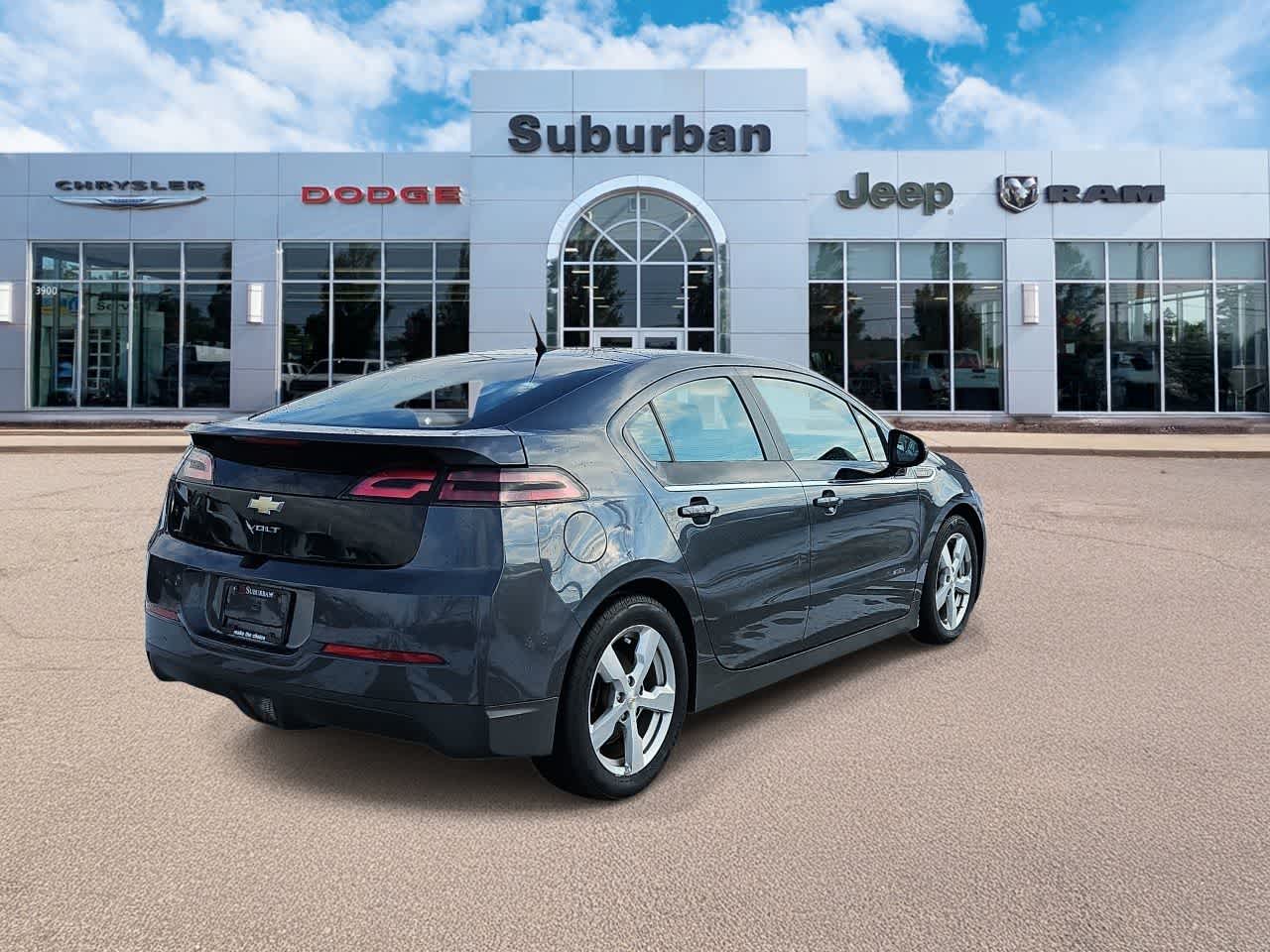 Thumbnail: 2011 Chevrolet Volt - 8