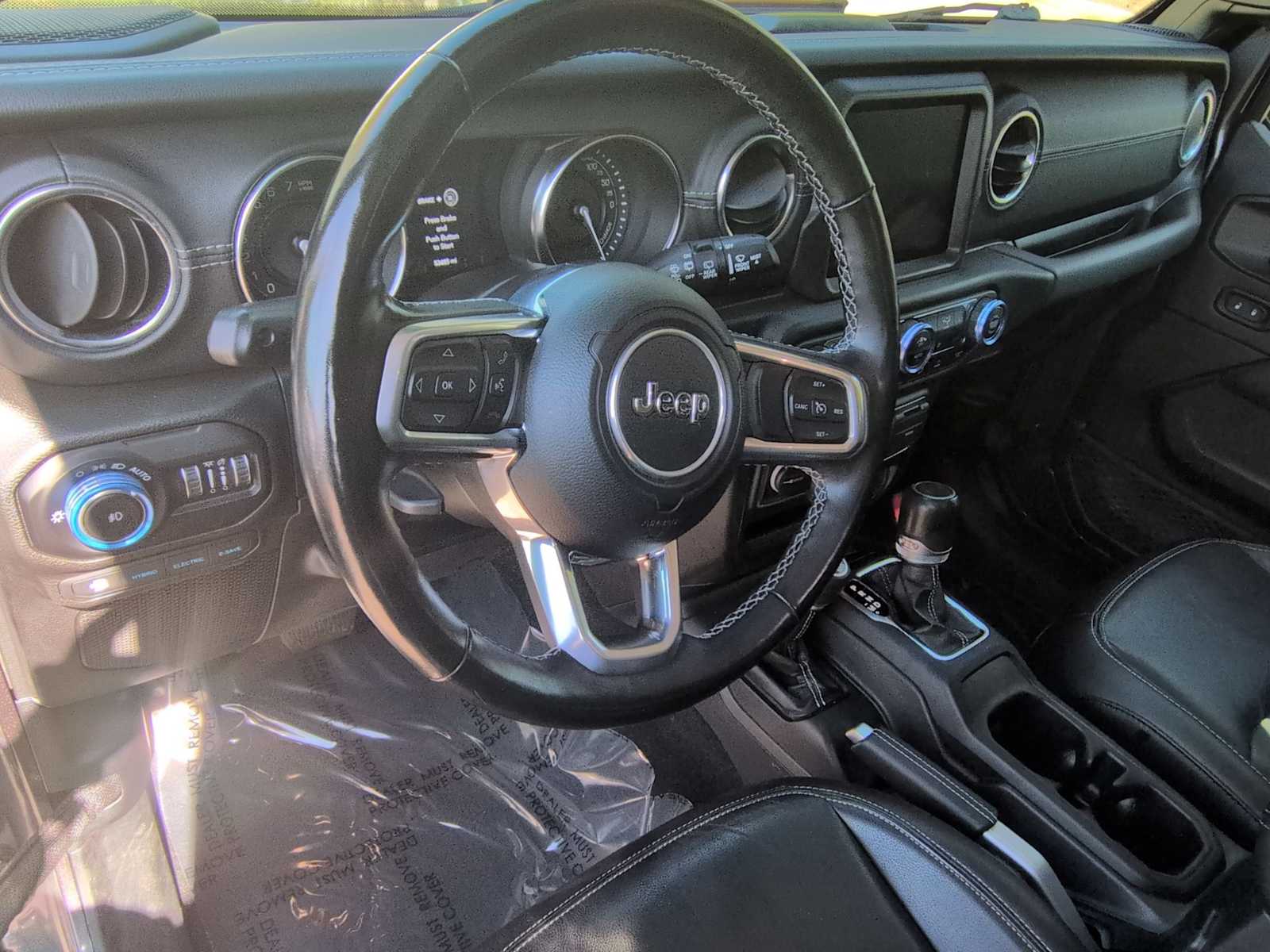 Thumbnail: 2021 Jeep Wrangler - 10