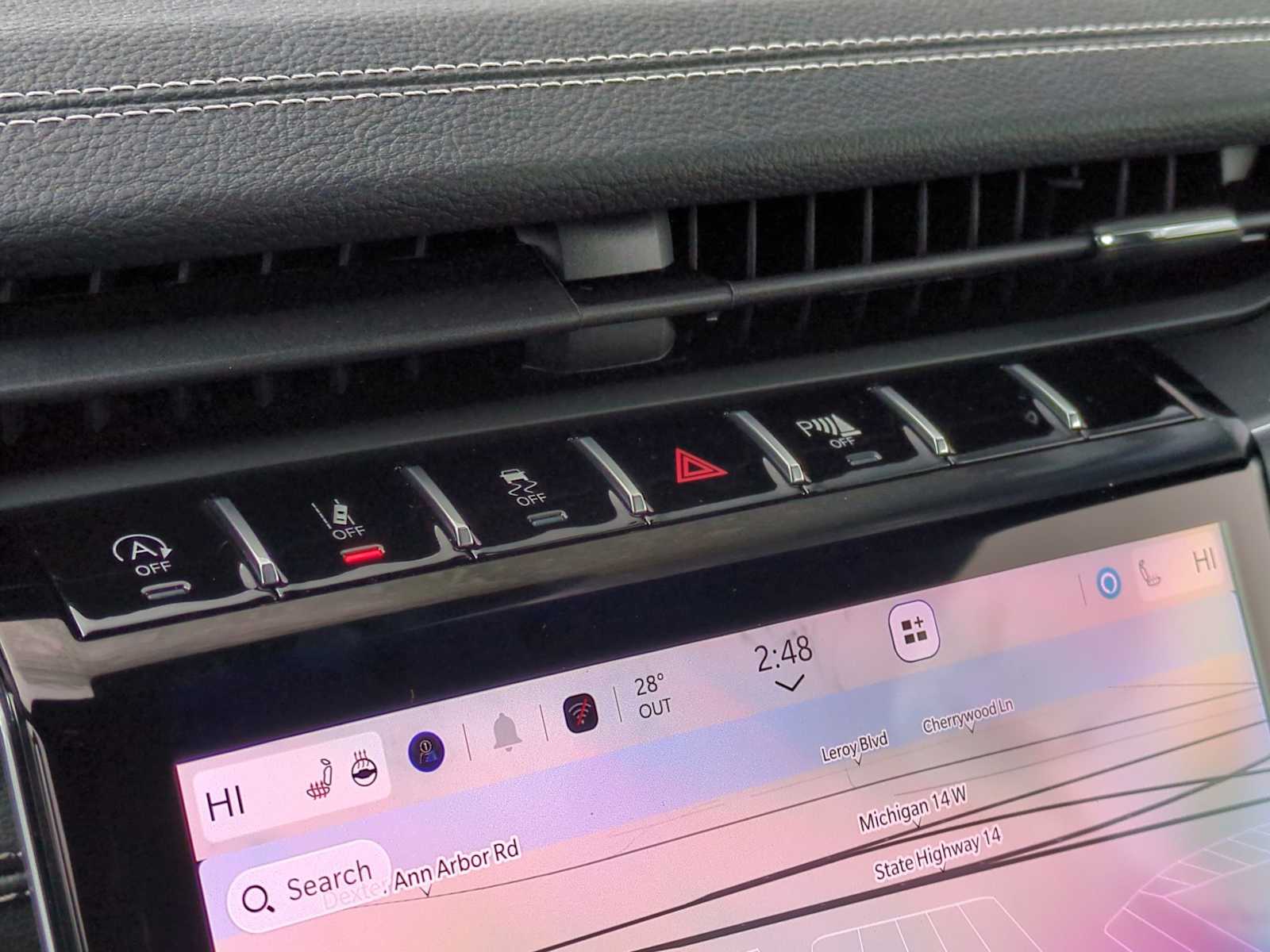 Thumbnail: 2025 Jeep Grand Cherokee L - 38