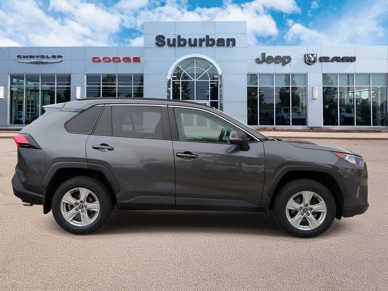 Thumbnail: 2020 Toyota RAV4 - 9