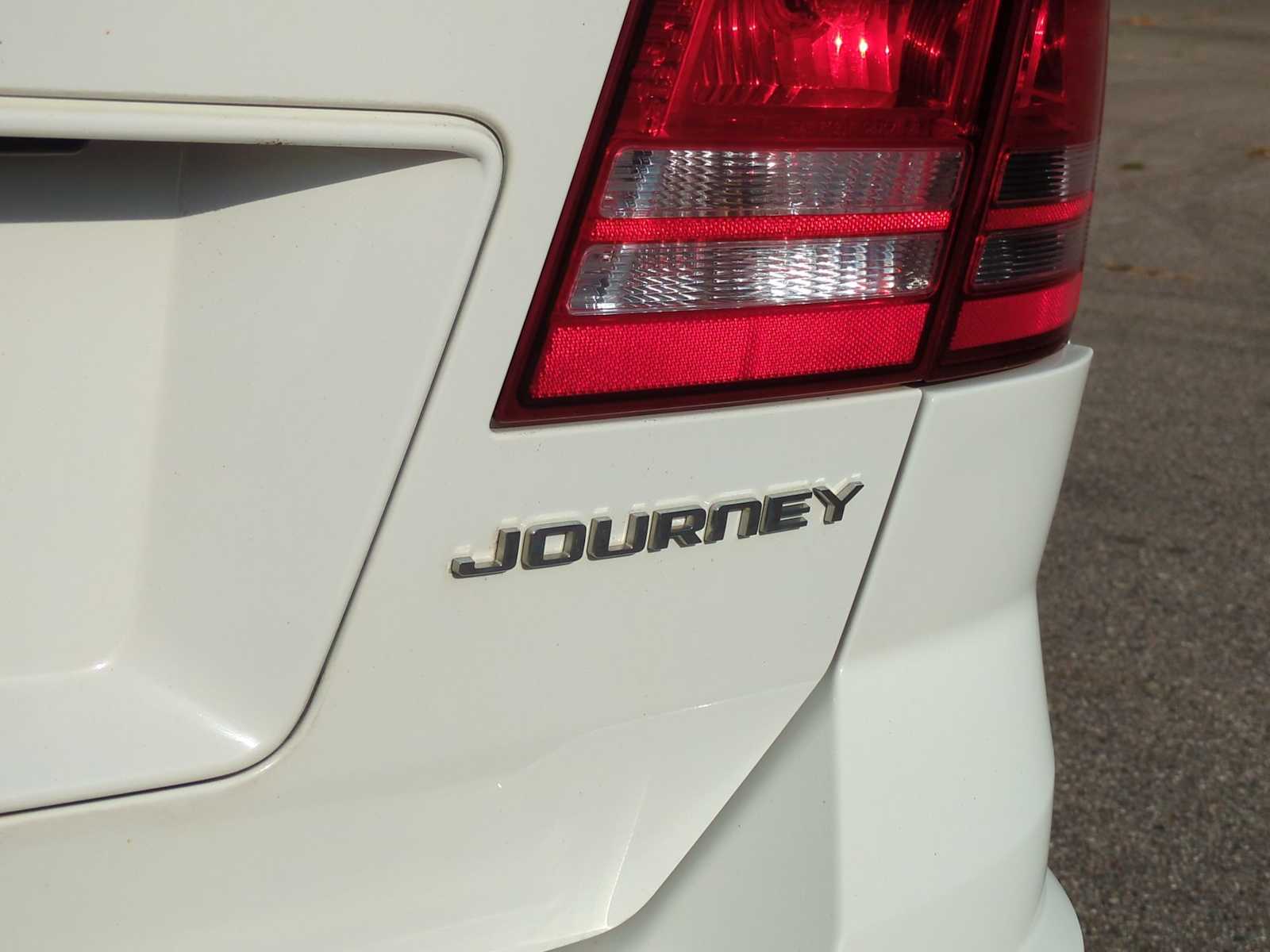 Thumbnail: 2010 Dodge Journey - 13