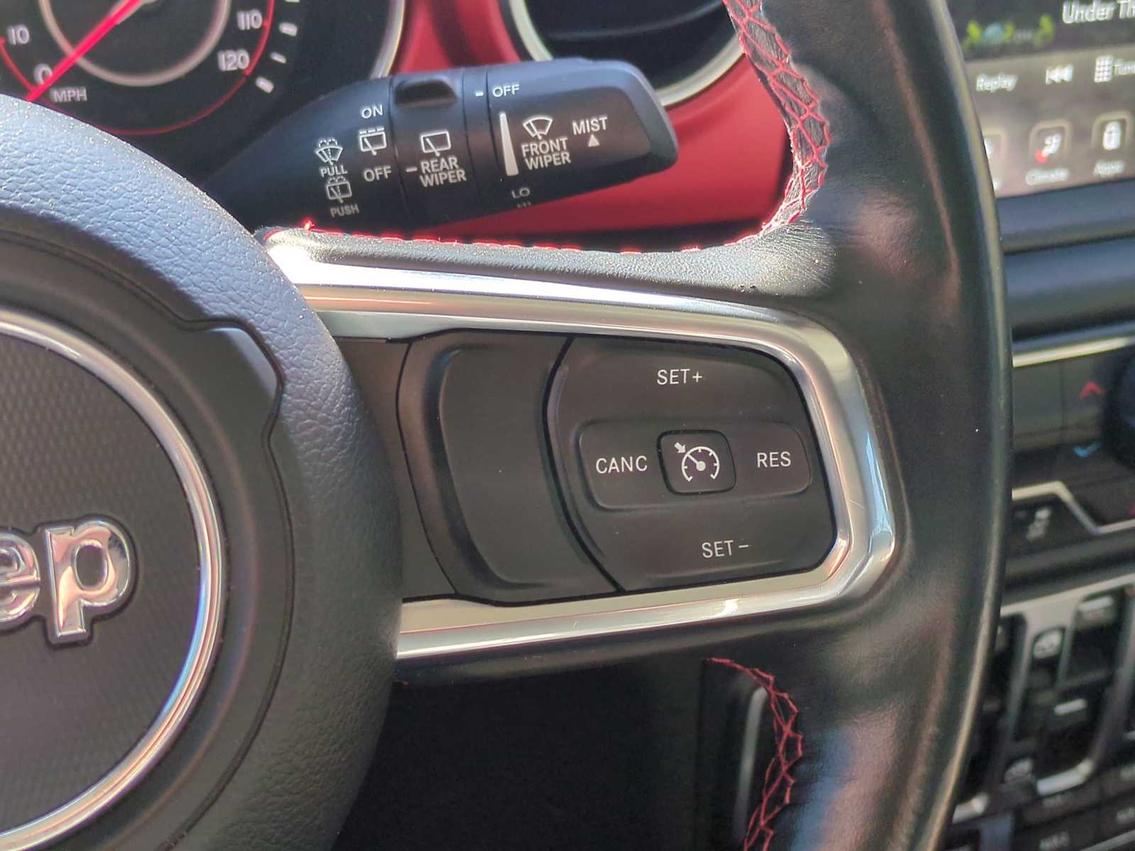 Thumbnail: 2018 Jeep Wrangler - 24