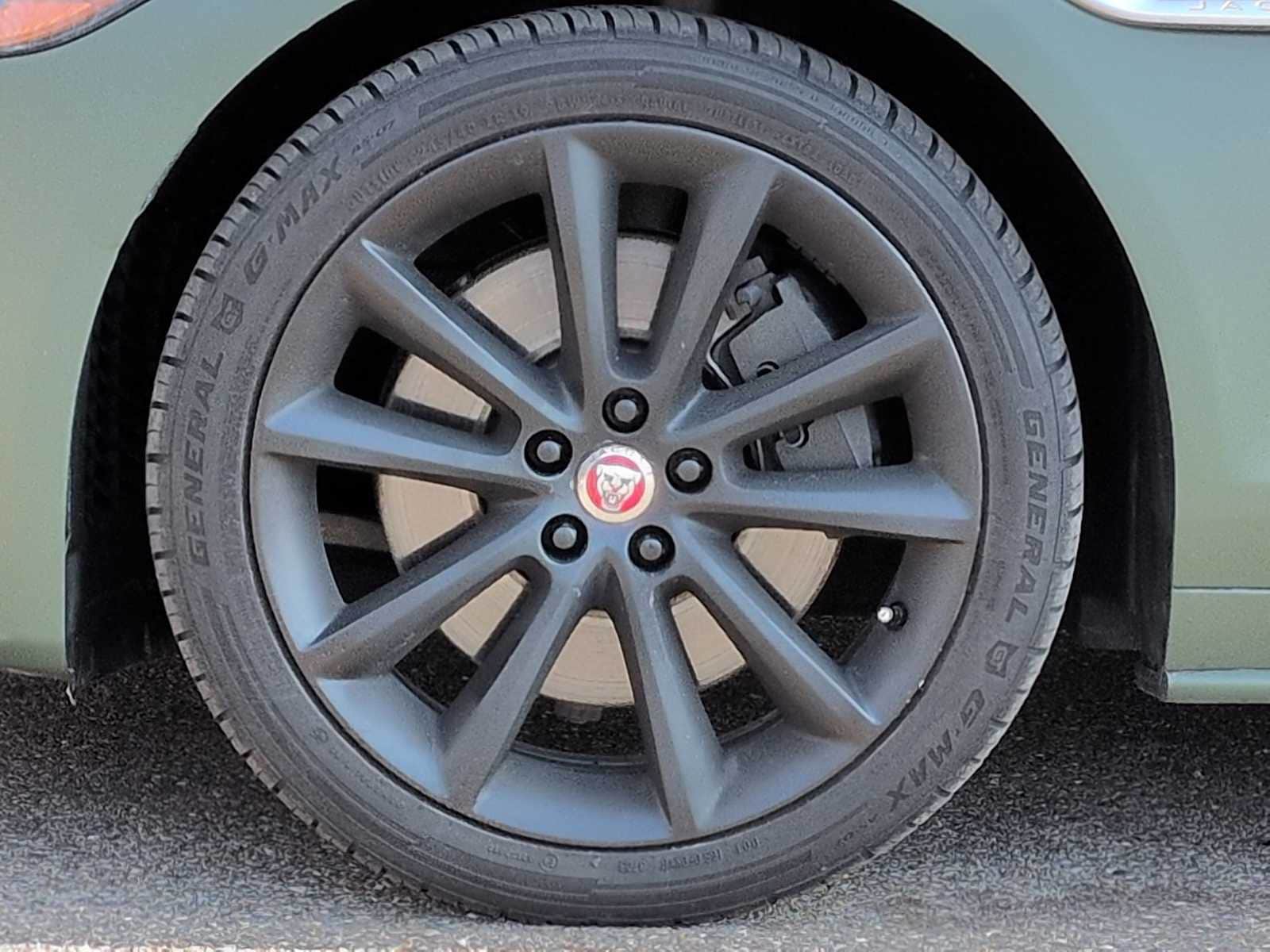 Thumbnail: 2016 Jaguar XF - 13