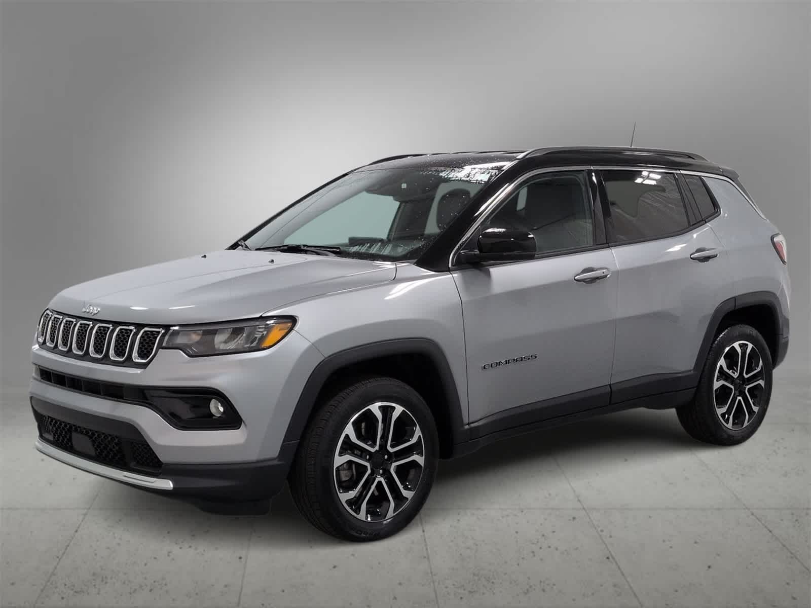 Thumbnail: 2023 Jeep Compass - 4