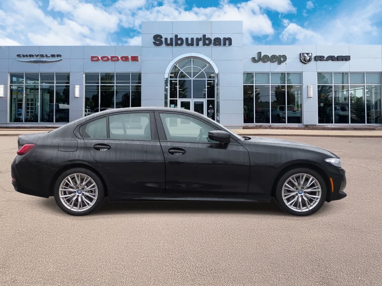 Thumbnail: 2023 BMW 3 Series - 9