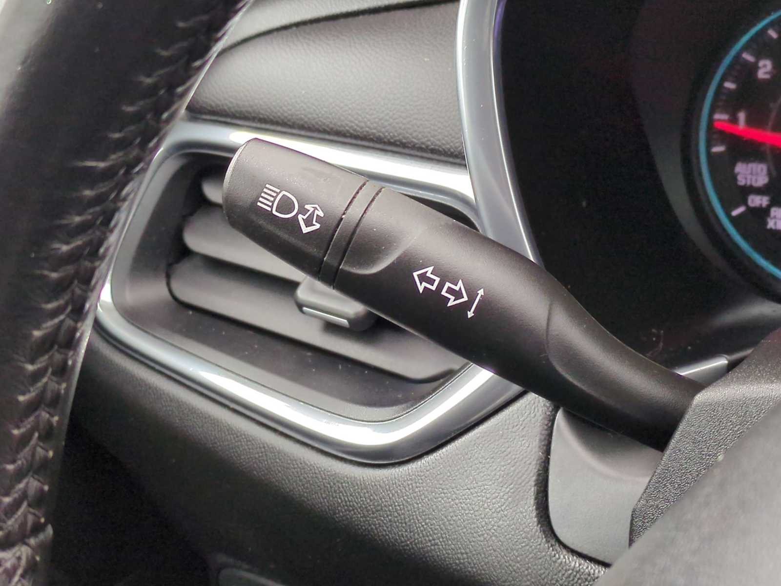 Thumbnail: 2019 Chevrolet Equinox - 25