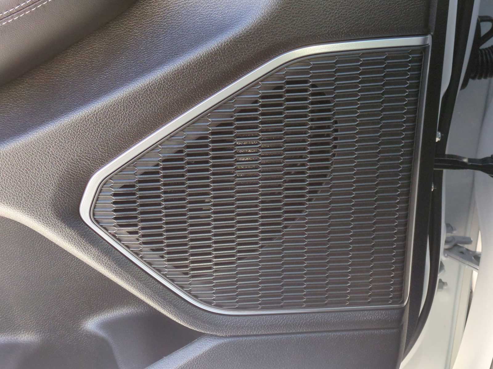 Thumbnail: 2025 Jeep Grand Cherokee L - 30