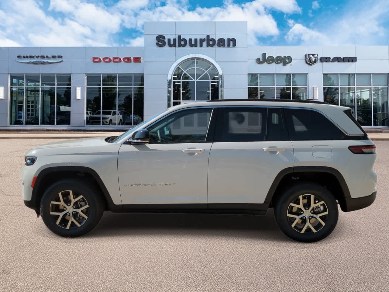 Thumbnail: 2025 Jeep Grand Cherokee - 5