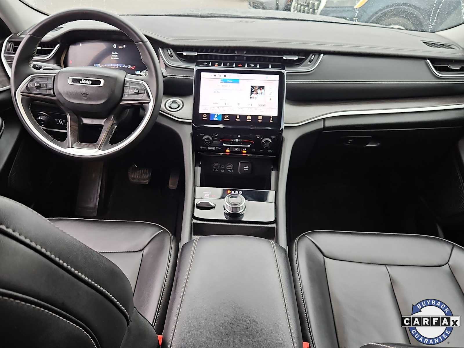 Thumbnail: 2024 Jeep Grand Cherokee L - 16