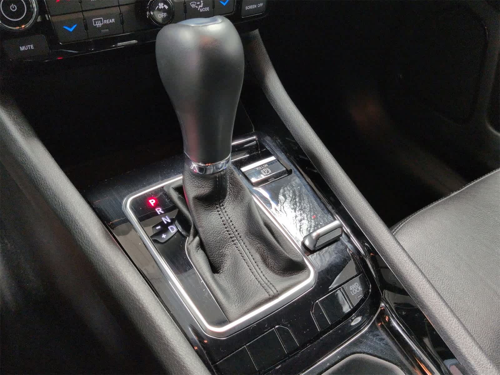 Thumbnail: 2023 Jeep Compass - 32