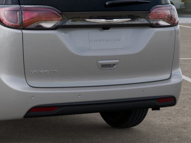 Thumbnail: 2026 Chrysler Voyager - 13