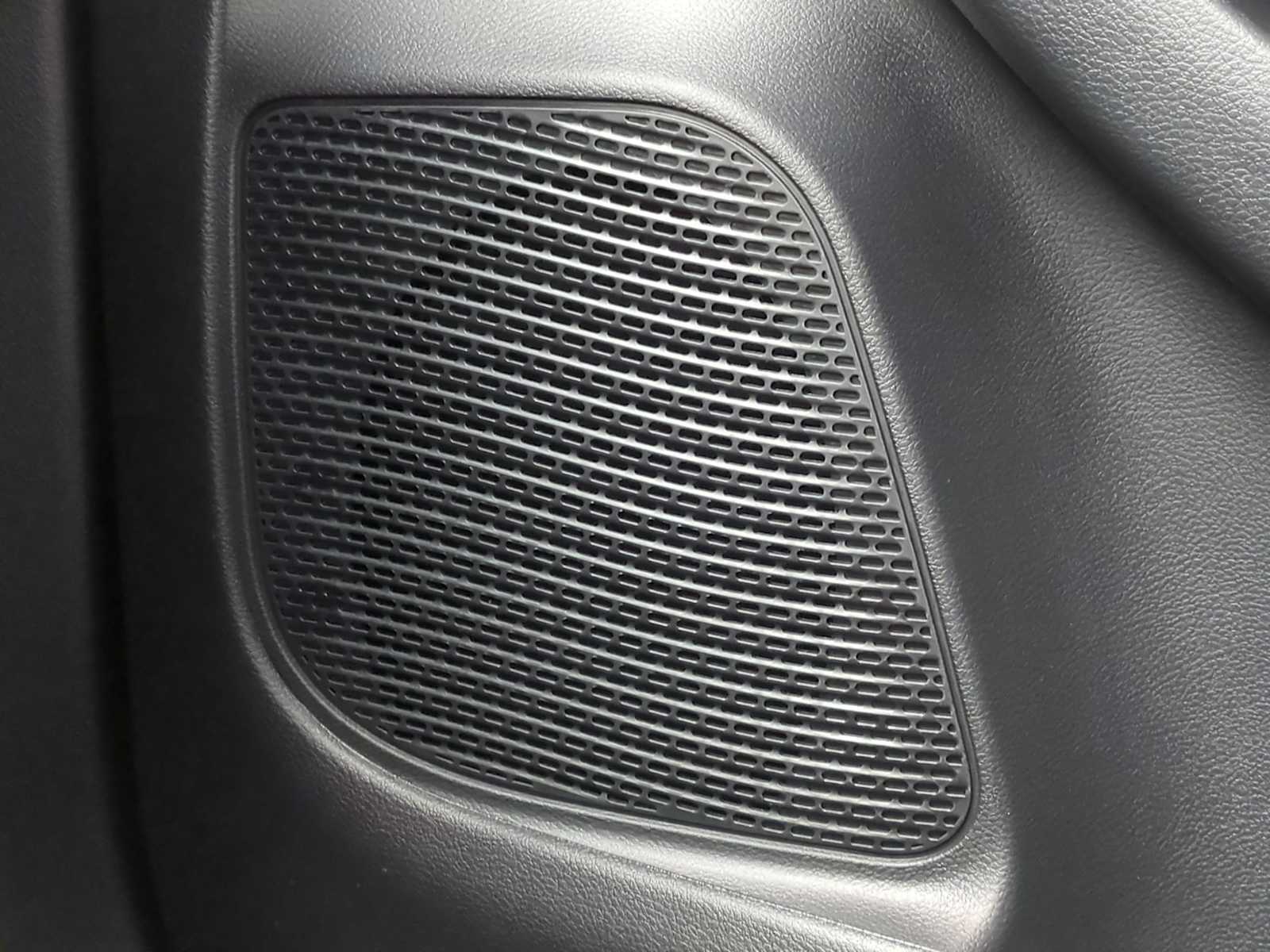 Thumbnail: 2026 Chrysler Pacifica - 29