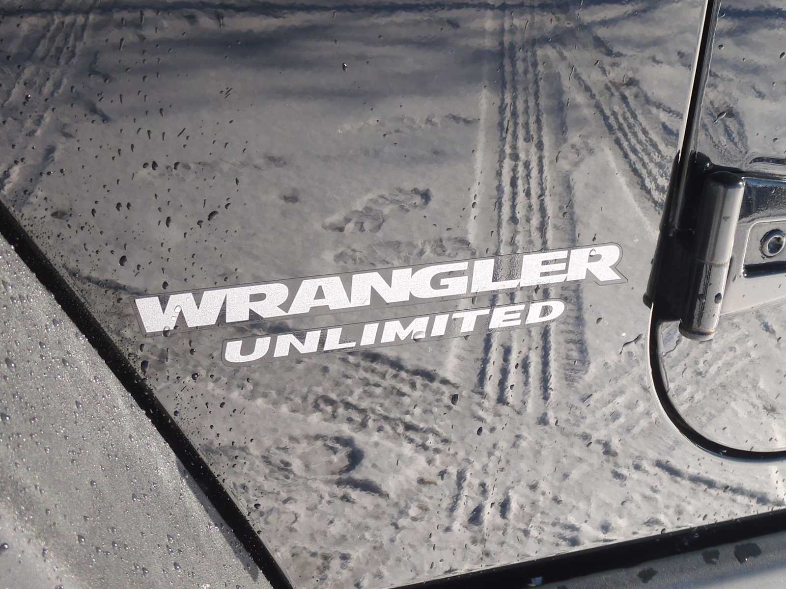 Thumbnail: 2015 Jeep Wrangler - 13