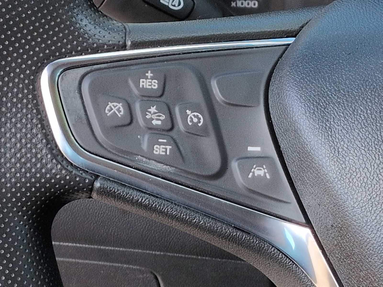 Thumbnail: 2024 Chevrolet Malibu - 24