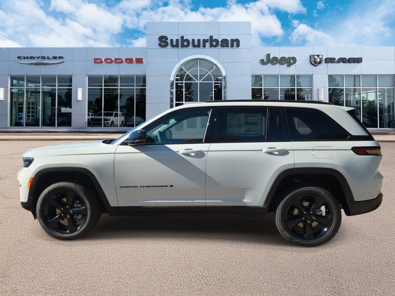 Thumbnail: 2025 Jeep Grand Cherokee - 5