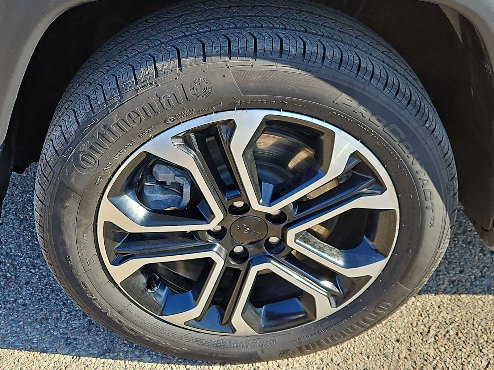 Thumbnail: 2023 Jeep Compass - 14