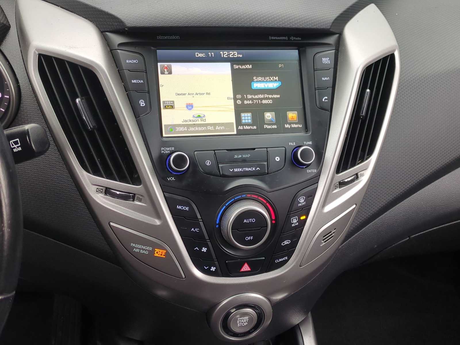 Thumbnail: 2017 Hyundai Veloster - 29