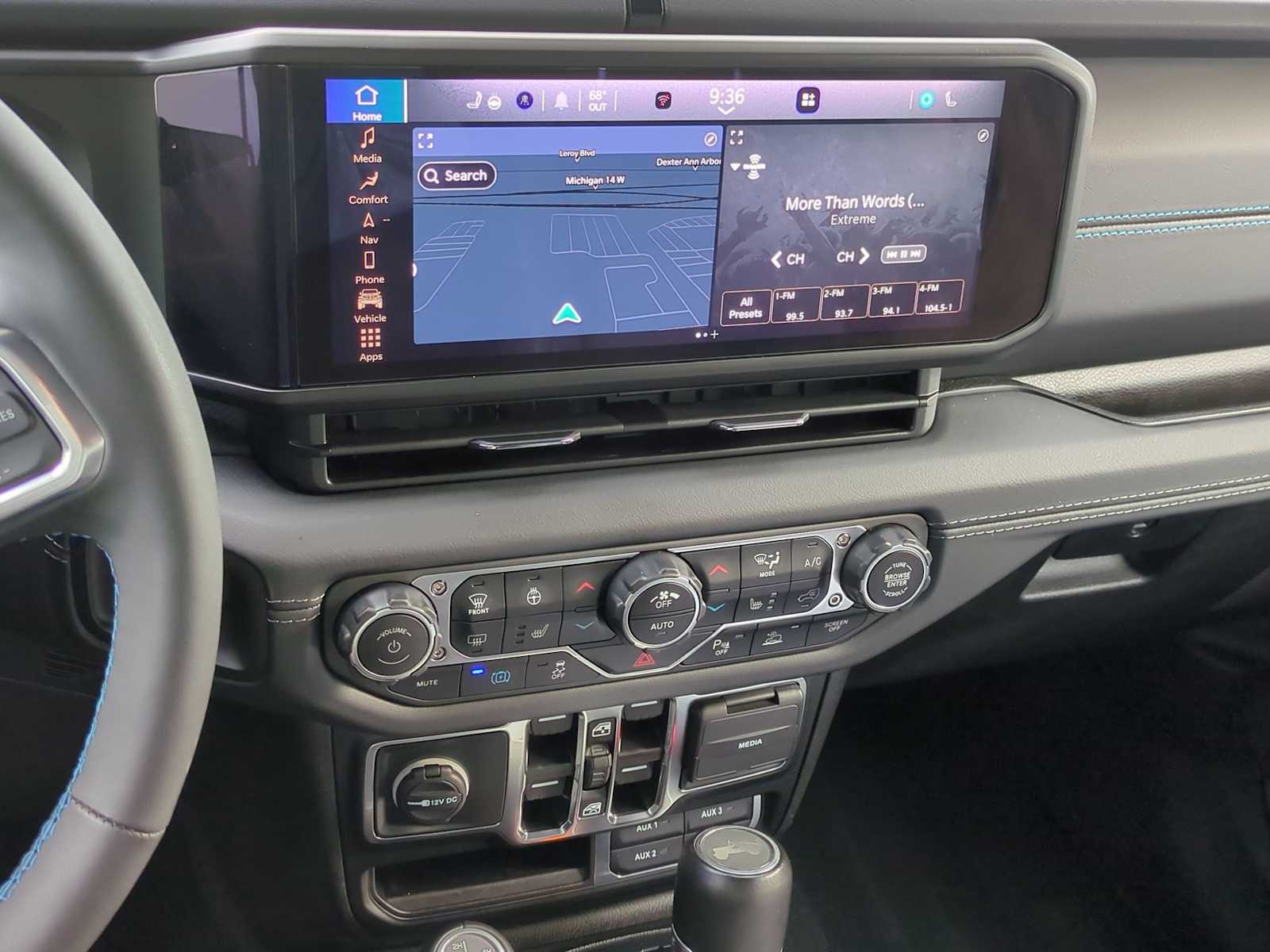 Thumbnail: 2024 Jeep Wrangler - 27