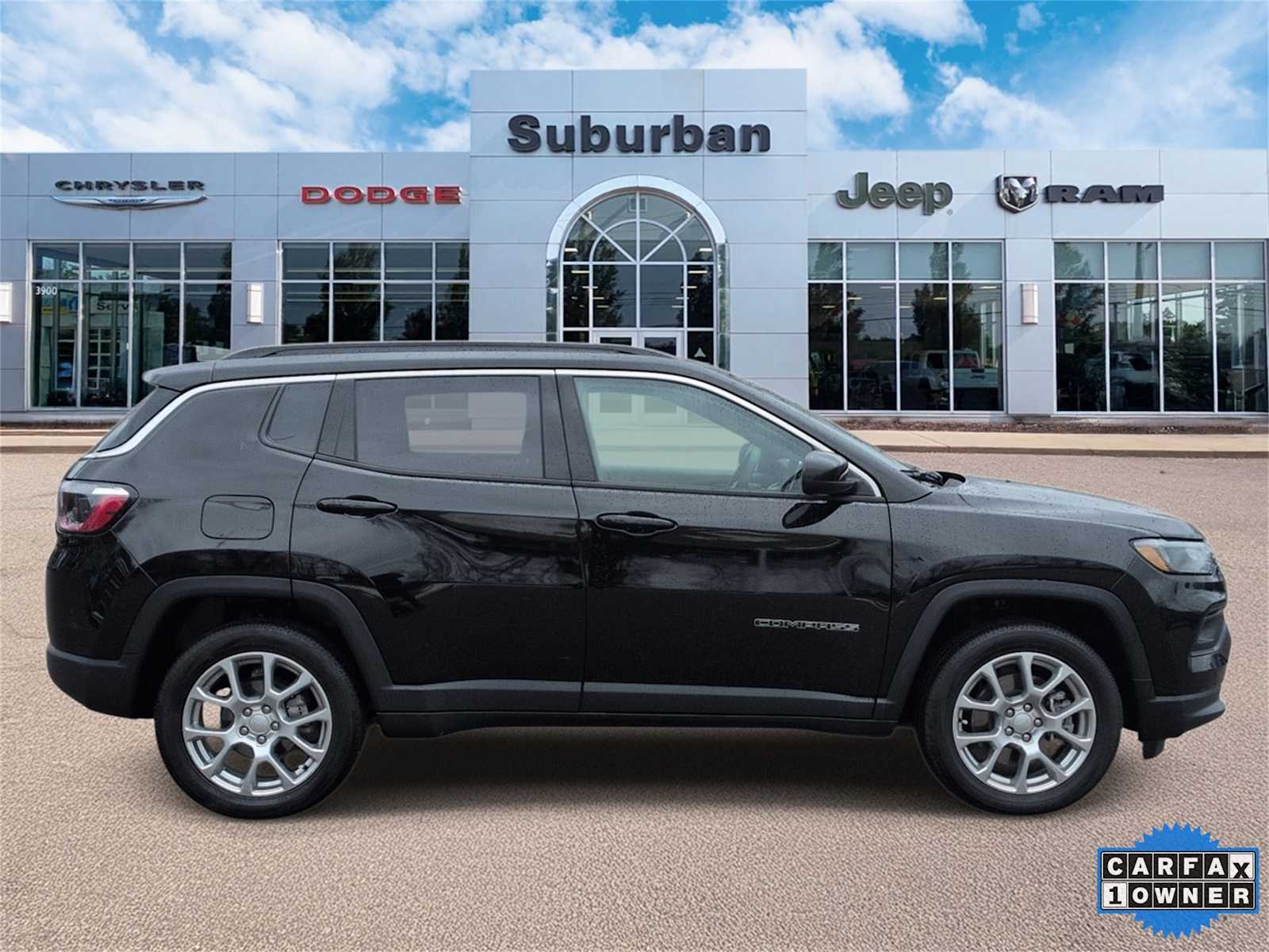 Thumbnail: 2023 Jeep Compass - 9