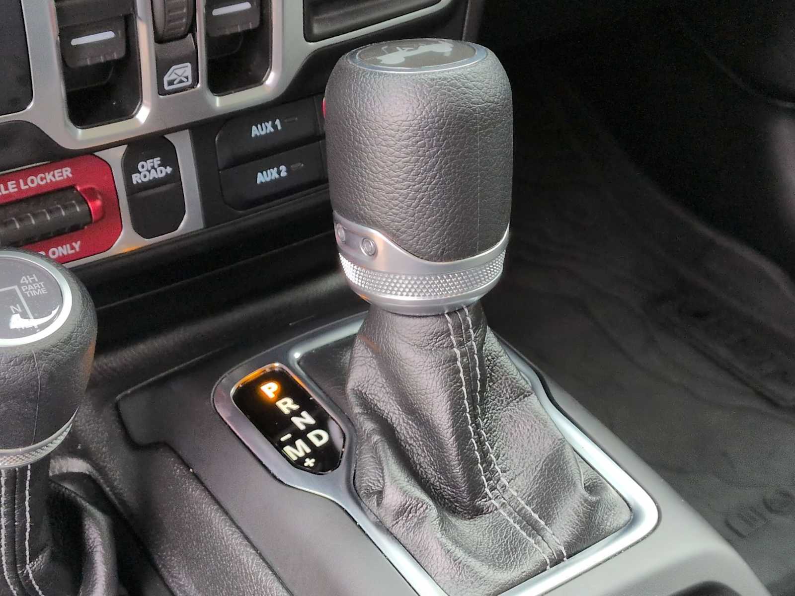 Thumbnail: 2025 Jeep Wrangler - 32