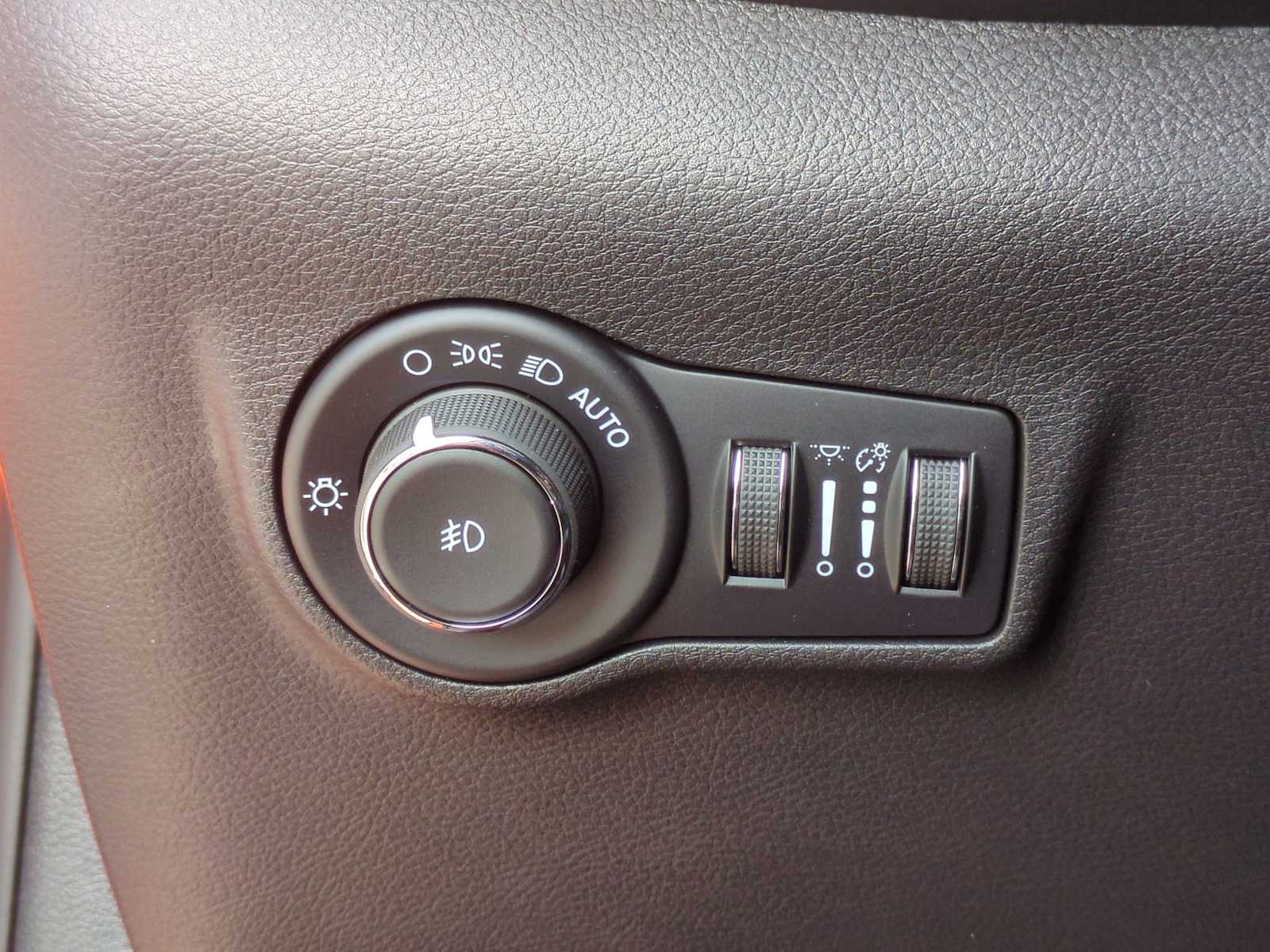 Thumbnail: 2026 Jeep Compass - 34