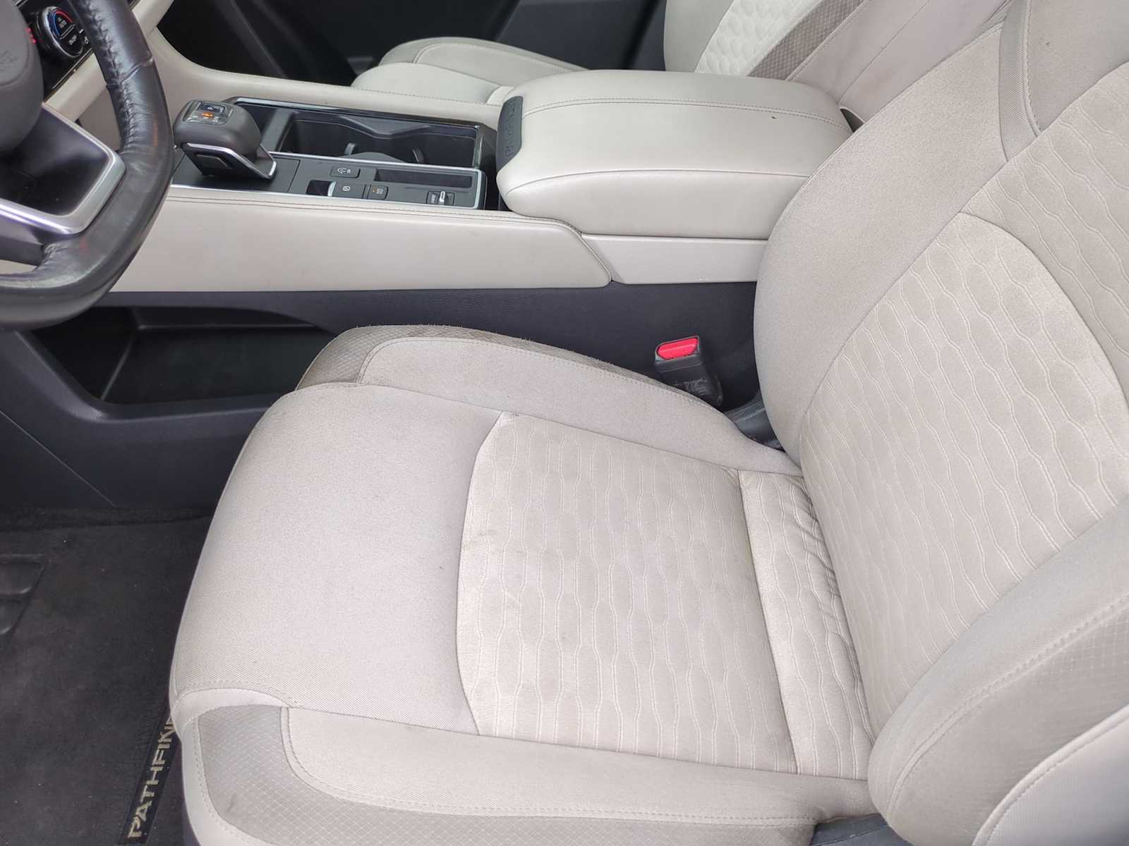 Thumbnail: 2022 Nissan Pathfinder - 16