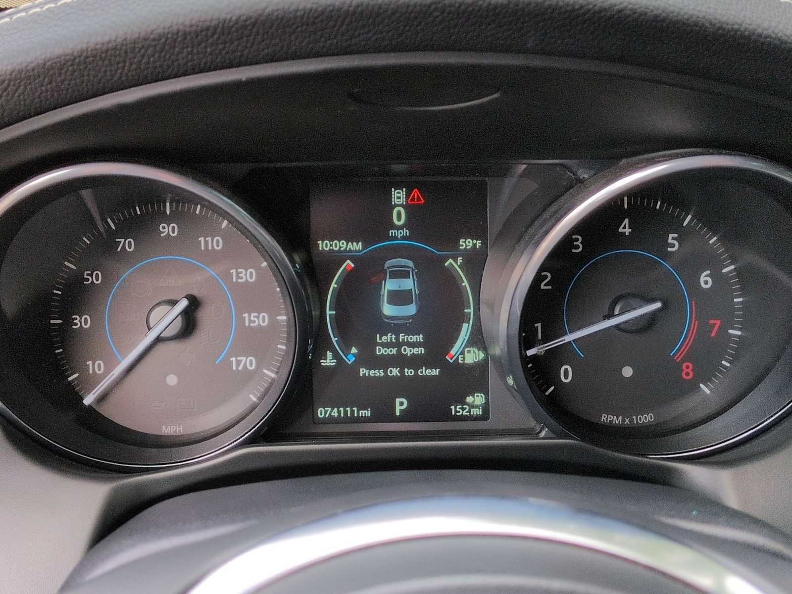 Thumbnail: 2016 Jaguar XF - 34